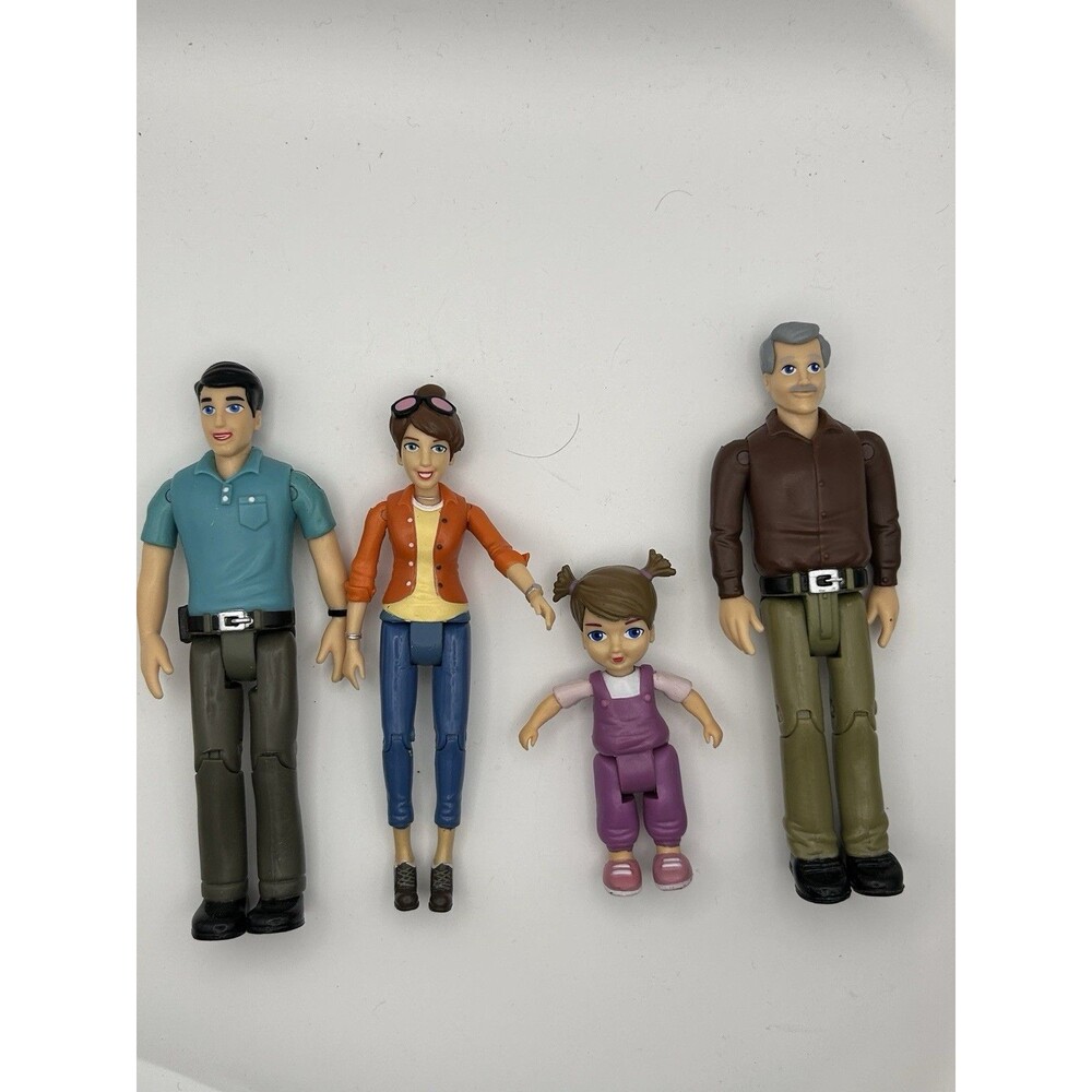 Beverly Hills Doll Set Sweet Li'l Family posable 4 dolls dollhouse Set